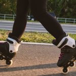 Rolki bez stresu: przewodnik dla dorosłego początkującego – jak wybrać i zacząć z frajdą