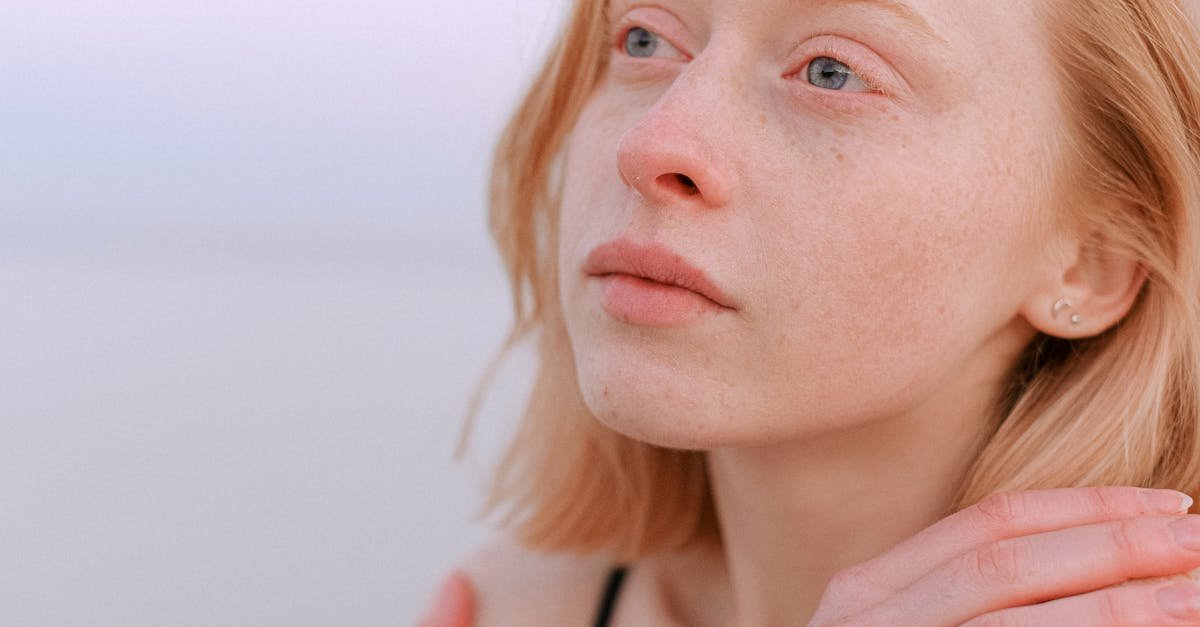 Po opalaniu bez łuszczenia: rytuał 48 godzin, który koi skórę i przedłuża opaleniznę