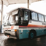 Ekipa na pokład! Przepis na bezstresowy wyjazd autokarem ze znajomymi